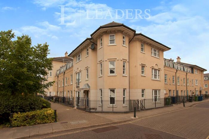 2 Bedroom Flat To Rent In St Matthews Gardens, CB1