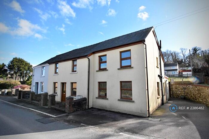 4 Bedroom Semi-Detached House To Rent In Crossroads Cottages, Gilwern, Abergavenny, NP7