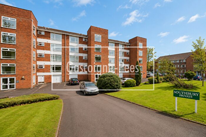 2 Bedroom Flat To Rent In Lawn Road, Guildford, GU2