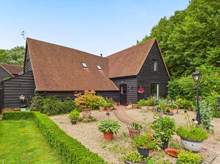 5 Bedroom Detached House For Sale In Willowbrook Barn, Marsh, HP17