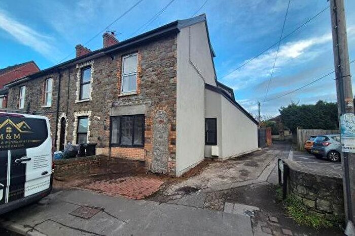 2 Bedroom Flat To Rent In Hanham Road, Bristol, BS15