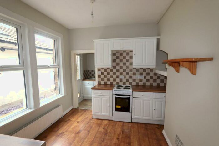 1 Bedroom Flat To Rent In Kensington Road, Southend-On-Sea, SS1