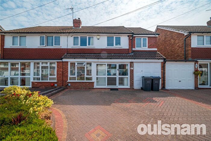 5 Bedroom Semi-Detached House To Rent In Granton Road, Birmingham, West Midlands, B14