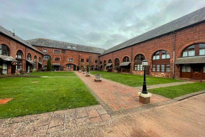 4 Bedroom Barn Conversion To Rent In Matford Mews, Exeter, EX2