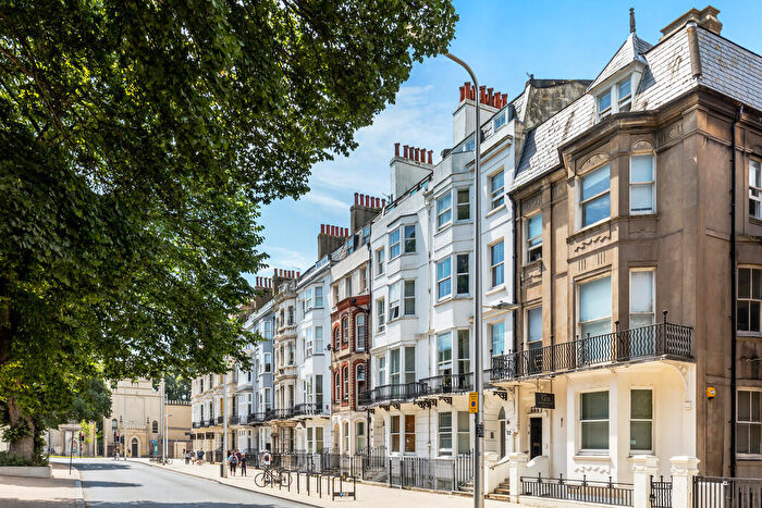 1 Bedroom Flat To Rent In Marlborough Place, Brighton, BN1