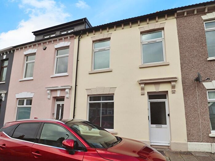 3 Bedroom Terraced House For Sale In Mark Street, Cardiff, CF11