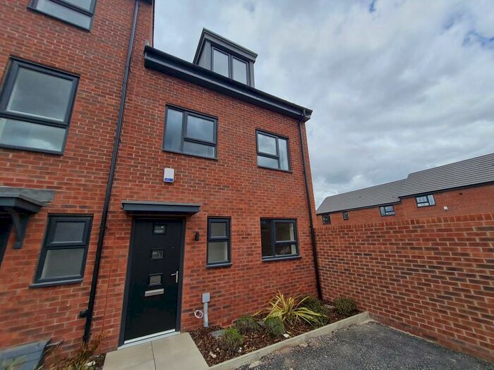 3 Bedroom House To Rent In Dove Mews, Doncaster, DN4
