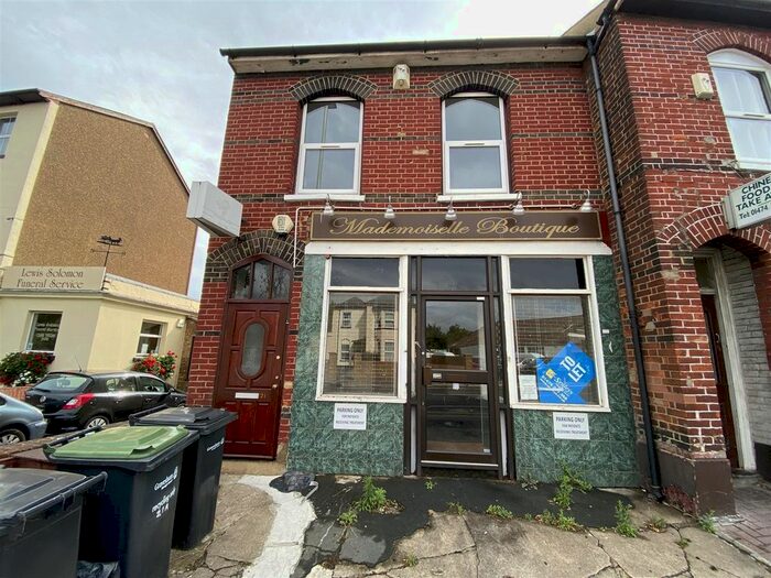 2 Bedroom Flat To Rent In Darnley Road, Gravesend, DA11