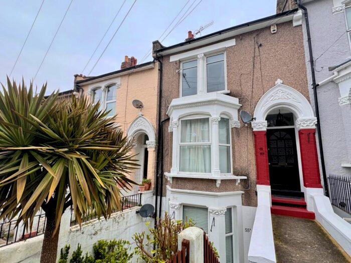 1 Bedroom Flat To Rent In Ripon Road, Shooters Hill, London, SE18