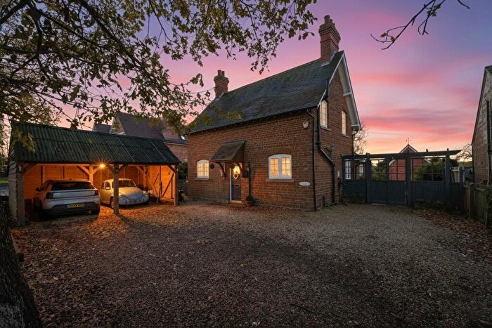 4 Bedroom Detached House For Sale In The Impressive Oaks At Goadby Marwood, LE14