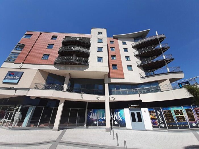 2 Bedroom Apartment To Rent In Broadway Plaza, Francis Road, City Centre, Birmingham, B16