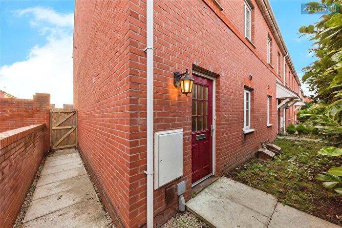 3 Bedroom End Terrace House For Sale In Richard Moon Street, Crewe, Cheshire, CW1