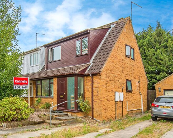 3 Bedroom Semi-Detached House For Sale In Lavington Grange, Peterborough, PE1