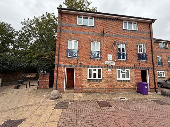 6 Bedroom Terraced House To Rent In Ambassador Square, Canary Wharf, London, London, E14