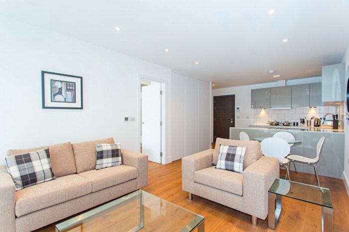 1 Bedroom Flat To Rent In Down Place, Hammersmith, London, W6