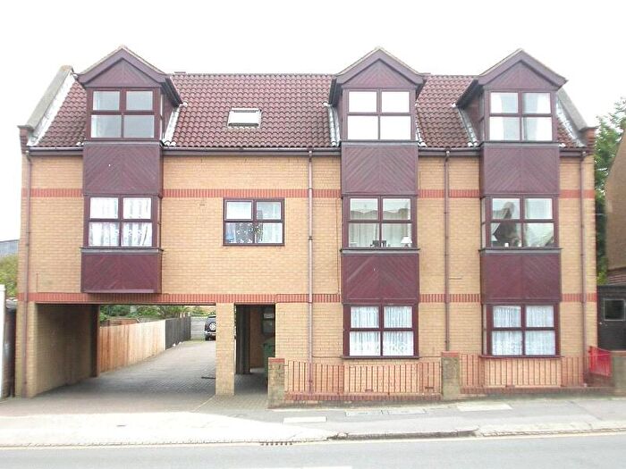 1 Bedroom House To Rent In Ainsland Court, Dunstable Road, Luton, LU4