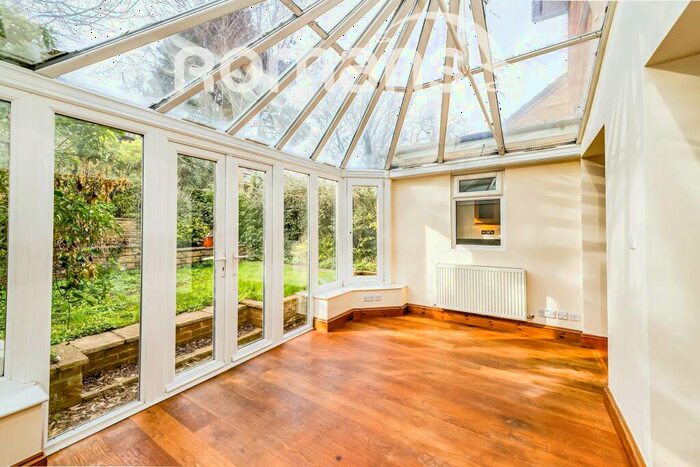 3 Bedroom Semi-Detached House To Rent In Courtlands, SL6