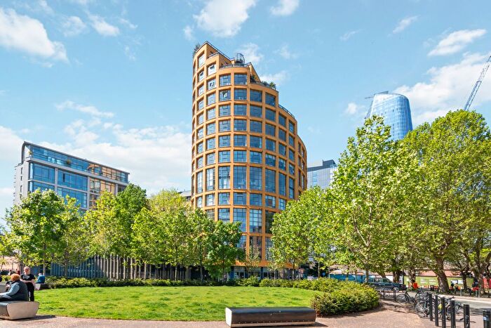 Studio To Rent In Hopton Street, London, SE1