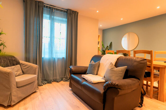 2 Bedroom Apartment To Rent In Harrison Way, Cardiff Bay, CF11