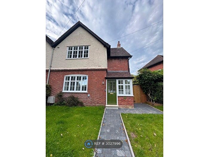 3 Bedroom End Terrace House To Rent In High Brow, Birmingham, B17