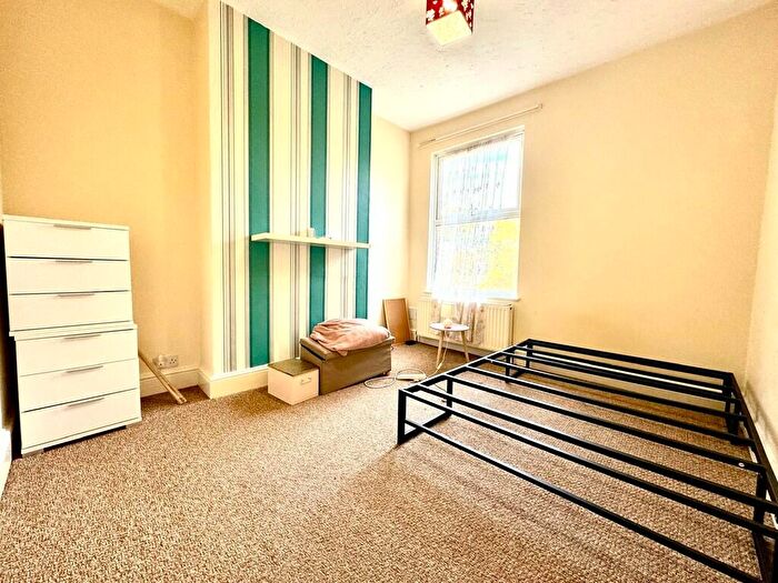 2 Bedroom Maisonette To Rent In Spencer Road, Harrow, HA3