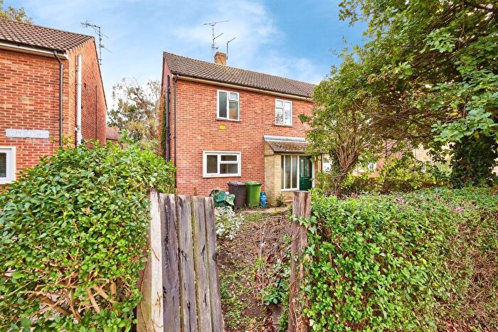 2 Bedroom Semi Detached House For Sale In Wye Place, Peterborough, PE4