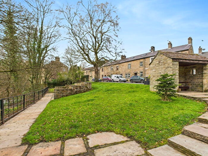 2 Bedroom Cottage For Sale In Glen Cottage, Main Street, Wray, Lancaster, LA2