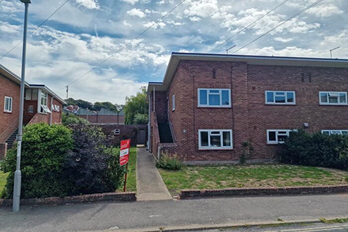 2 Bedroom Flat For Sale In Bridport, DT6