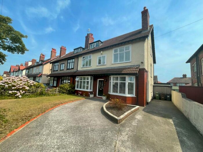 Houses for sale & to rent in L23 8SJ, Dowhills Road, Blundellsands