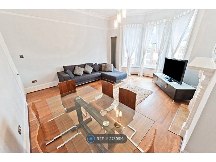 3 Bedroom Flat To Rent In Downe Mansions, London, NW6