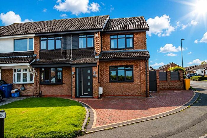 5 Bedroom Semi-Detached House For Sale In Holly Grove Lane, Burntwood, WS7