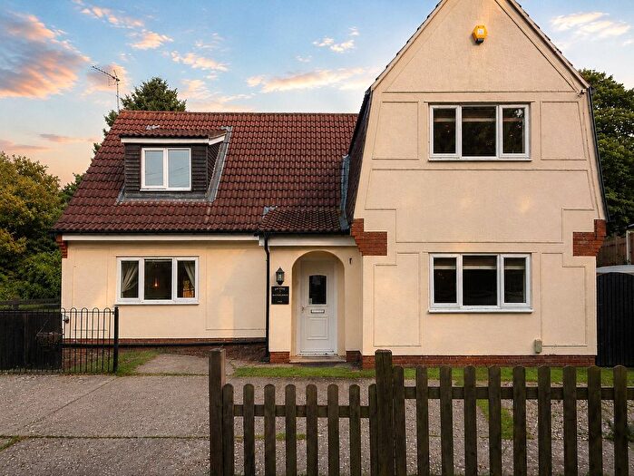 3 Bedroom Detached House For Sale In Greyhound Hill, Langham, Colchester, CO4
