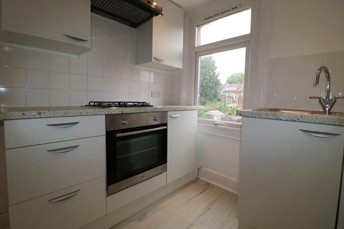 1 Bedroom Flat To Rent In Westminster Road, Edmonton, N9