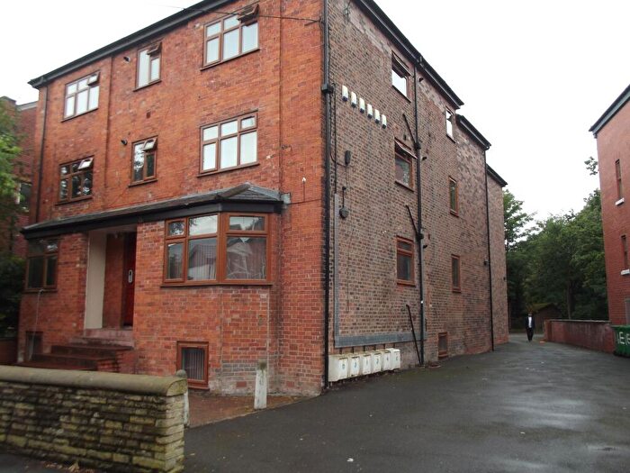 5 Bedroom Flat To Rent In Flat, Egerton Road, Manchester, M14