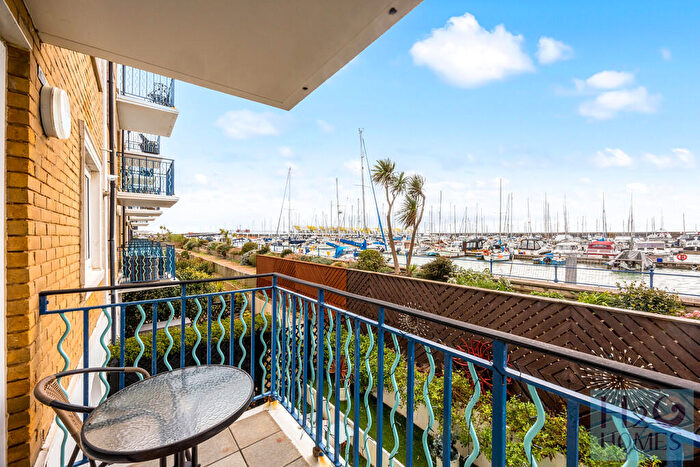 3 Bedroom Apartment For Sale In Collingwood Court, Brighton Marina Village, Brighton, BN2