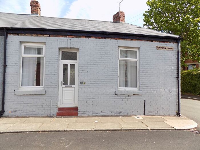 2 Bedroom Cottage To Rent In Tintern Street, Sunderland, SR4