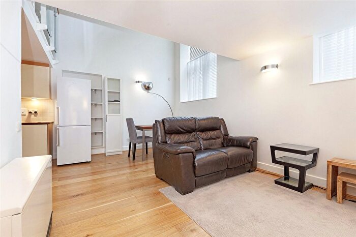 1 Bedroom Flat To Rent In Princeton Street, London, WC1R
