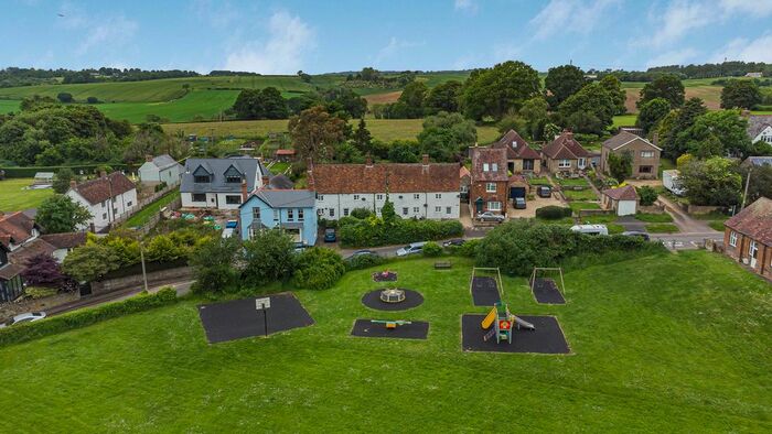 2 Bedroom Property For Sale In High Street, Cuddesdon, OX44