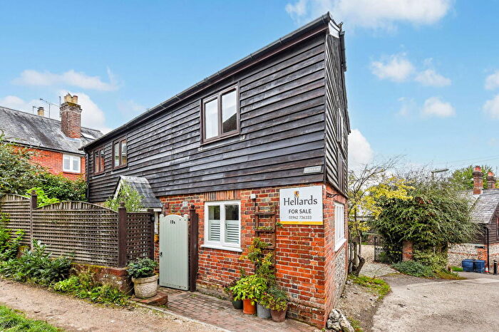 3 Bedroom Detached House For Sale In The Old Barn, A Mill Hill, Alresford, SO24