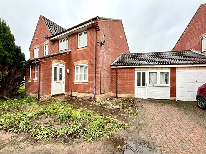 3 Bedroom House For Sale In Elan Close, Wymondham, NR18