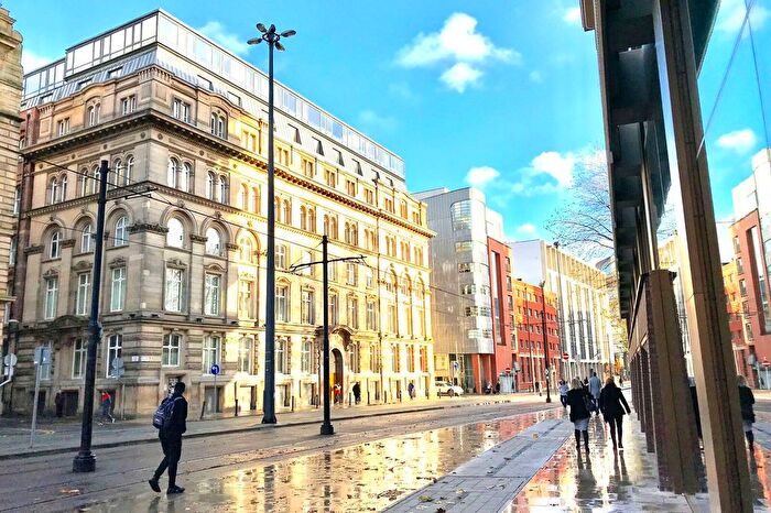 2 Bedroom Flat To Rent In The Grand, Aytoun Street, Manchester, M1