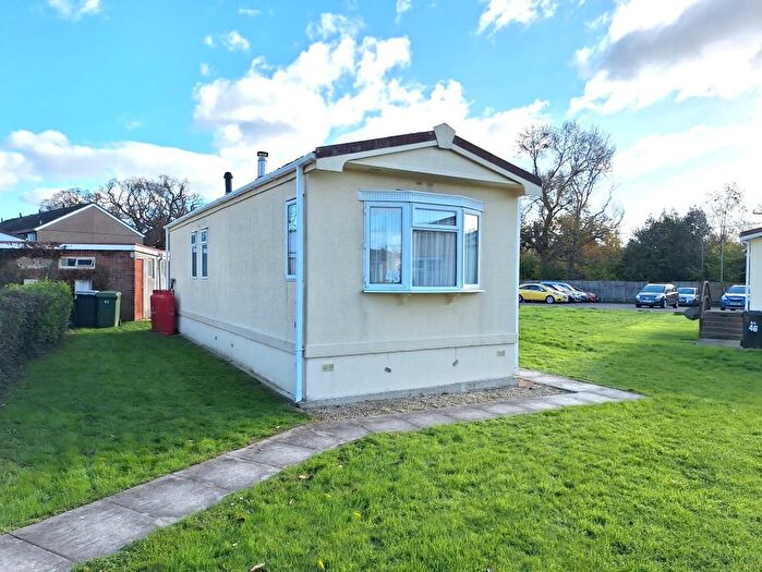 1 Bedroom Detached House To Rent In Sunningdale, Mobile Home Park, Colden Common, Winchester, SO21