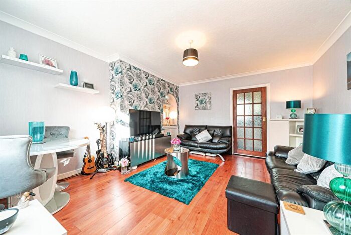 2 Bedroom Terraced House For Sale In Annan Drive, Rutherglen, Glasgow, G73