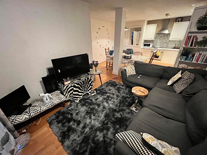 2 Bedroom Flat To Rent In Northern Angel, Dyche Street, Manchester, M4