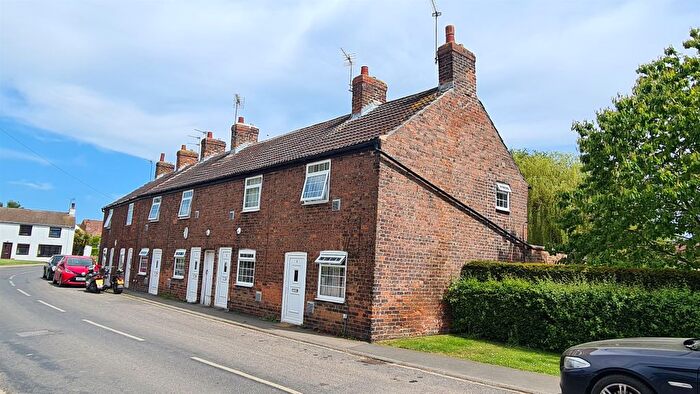 1 Bedroom Terraced House For Sale In Church Street, Church Fenton, Tadcaster, LS24