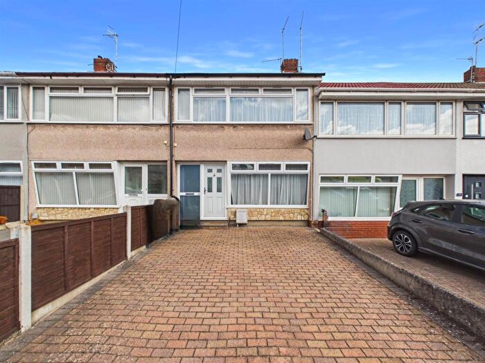 2 Bedroom Terraced House To Rent In Orchard Vale, Kingswood, Bristol, ., BS15