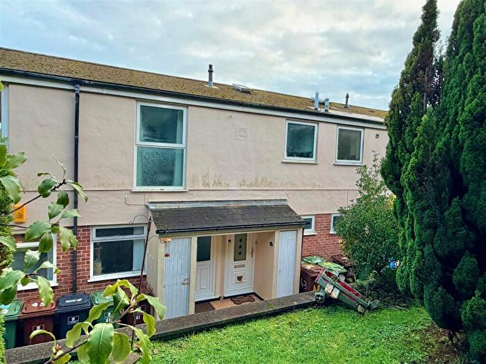 2 Bedroom Maisonette For Sale In Weston Mill, Plymouth, PL5