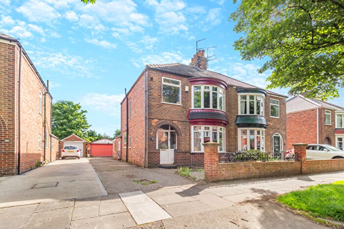 3 Bedroom Semi-Detached House For Sale In Ings Road, Redcar, TS10