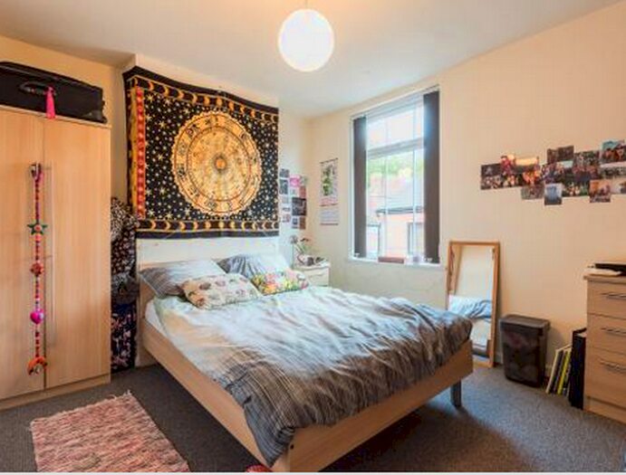 5 Bedroom Terraced House To Rent In &#;pppw Bed Hart St, Lenton, NG7