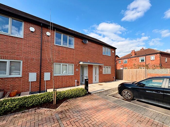 2 Bedroom Terraced House To Rent In Walkers Yard, Meanwood Road, Meanwood, Leeds, LS6